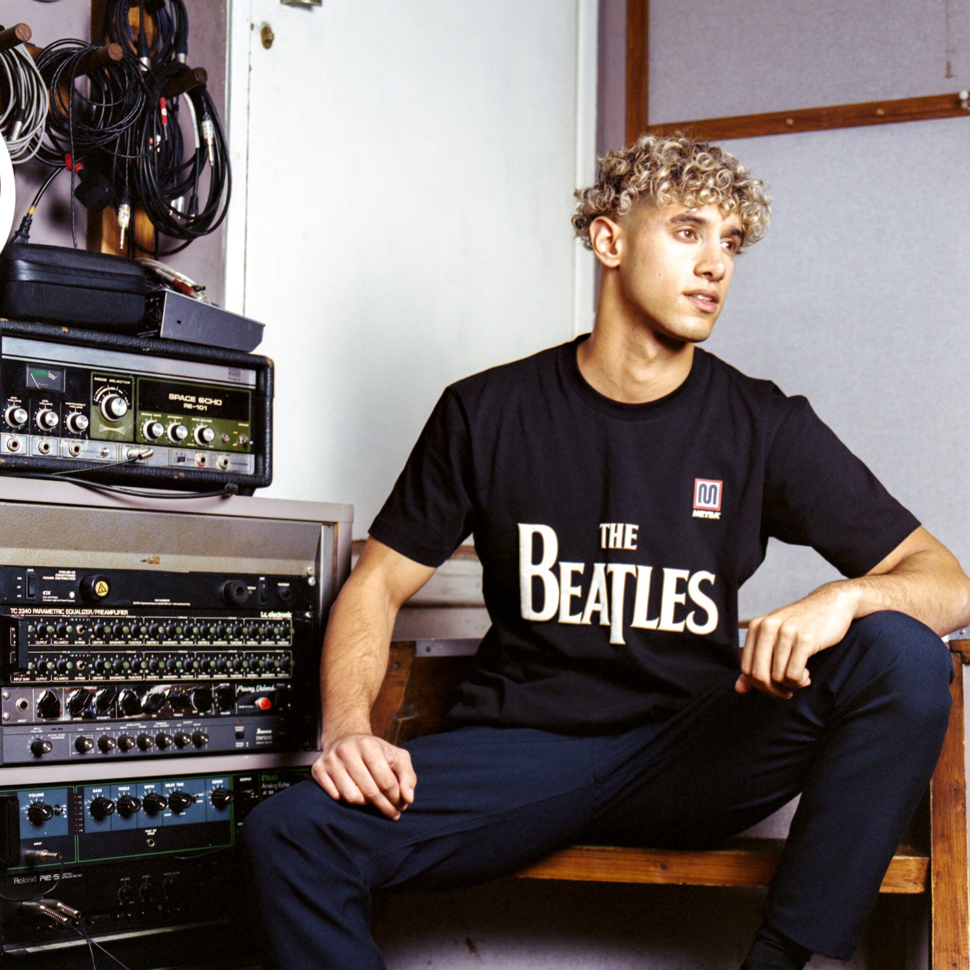 Beatles ropa store hombre