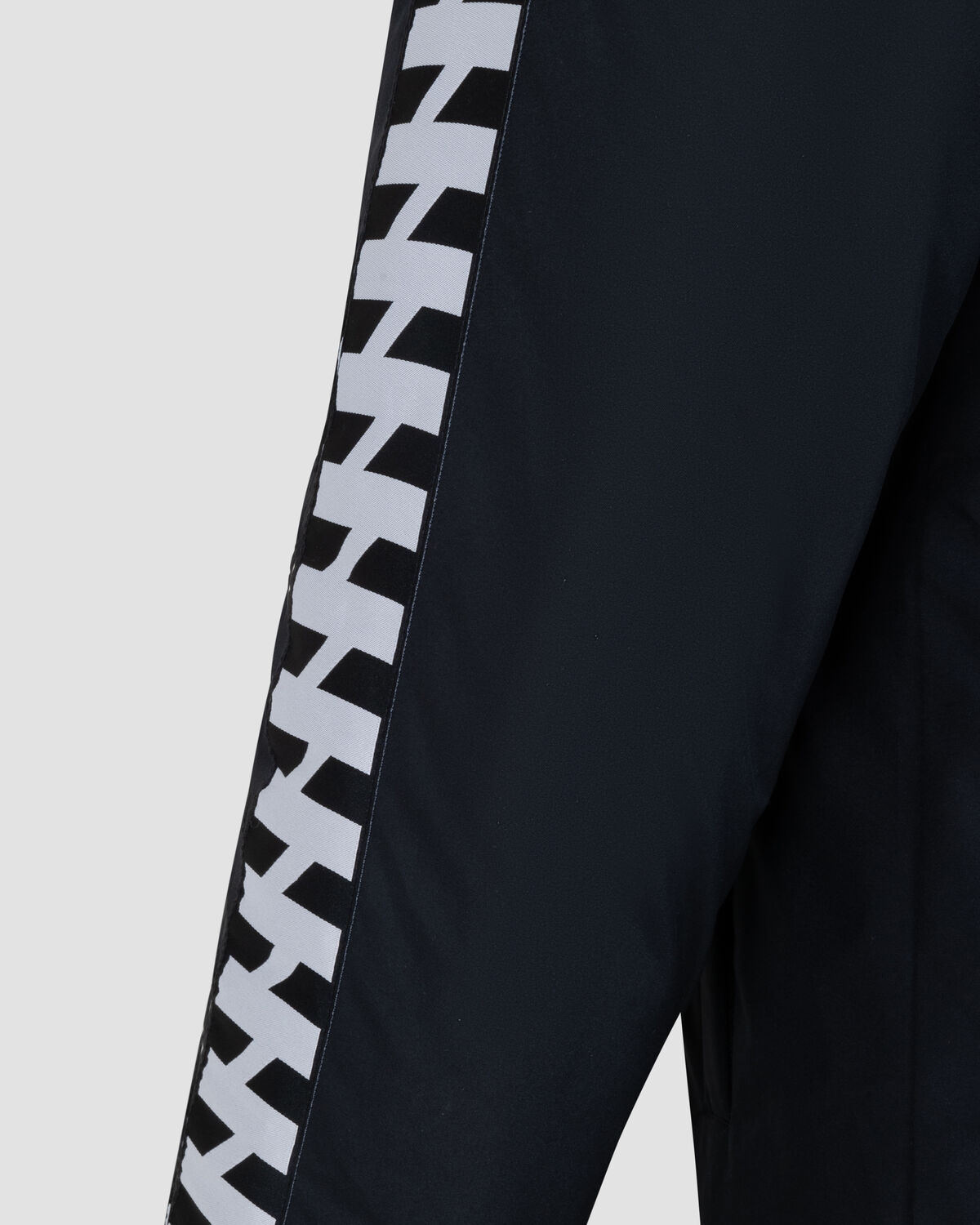 MEYBA Shift Bench Jacket, Black, hi-res