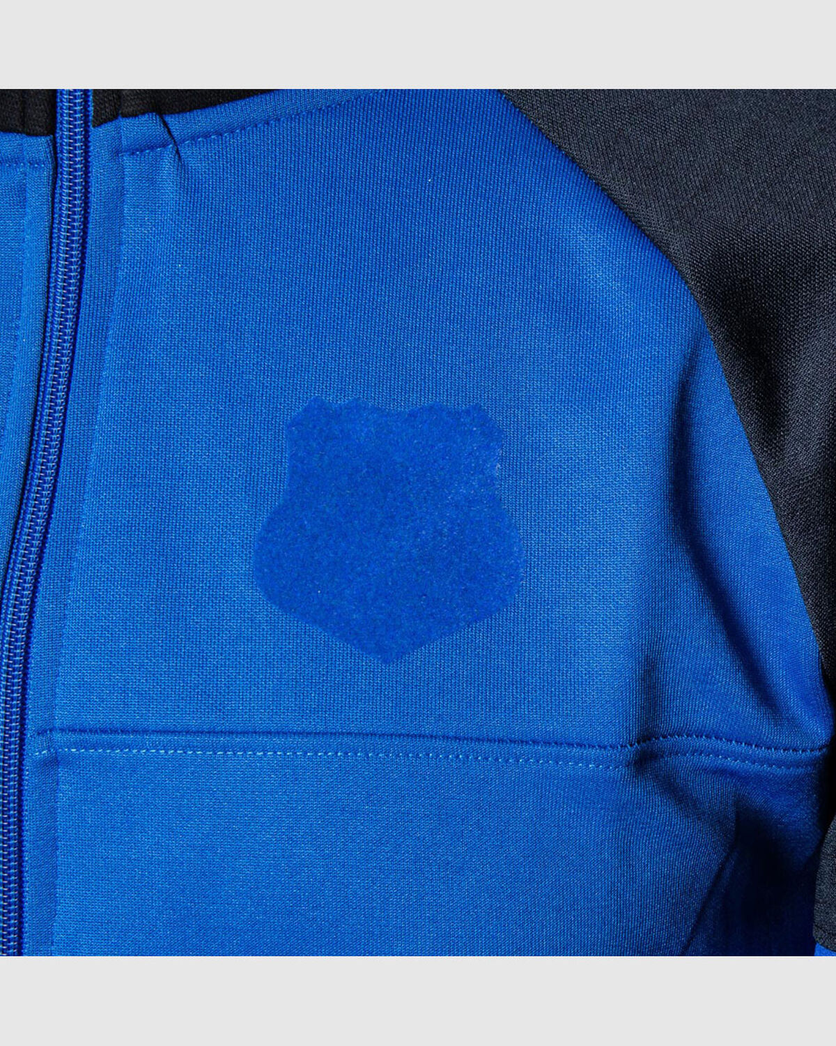 Urruti, Blue, hi-res